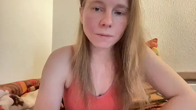 Snapshot of SweetLucy96 chatting on 03-21-25, 10:39 SweetLucy96 online show from 03-21-25, 10:39