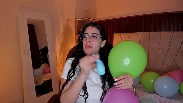  Niah  online show from 04-07-26, 09:04