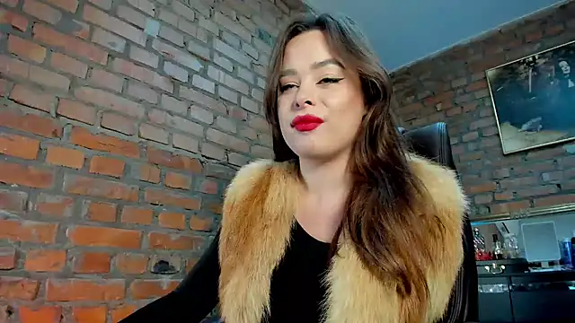 Snapshot of MistressMilana chatting on 05-31-26, 12:45 MistressMilana online show from 05-31-26, 12:45
