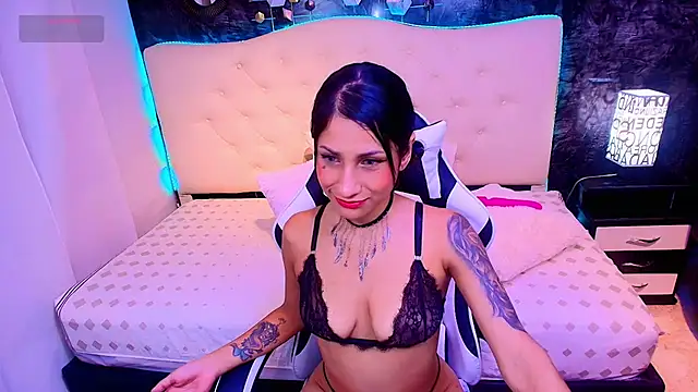 tamara colliins  online show from 10-13-25, 04:12