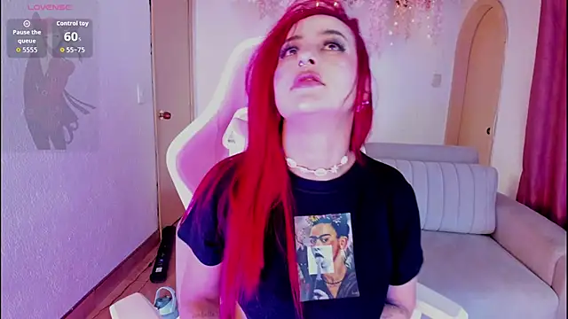 Mia-Bloom online show from 10-09-25, 02:53