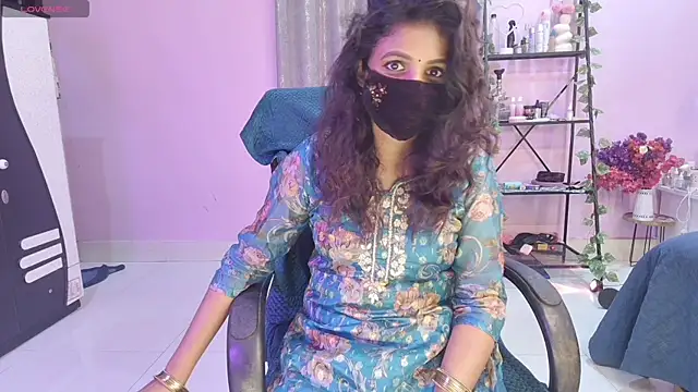 Snapshot of Naughty_nightz chatting on 10-20-25, 02:28 Naughty nightz online show from 10-20-25, 02:28