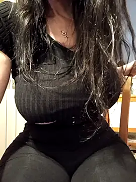 Snapshot of eva750 chatting on 03-19-25, 05:17 eva750 online show from 03-19-25, 05:17