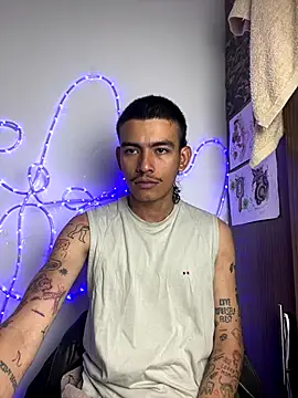 Snapshot of sorry-mom69 chatting on 12-21-25, 12:01 sorry-mom69 online show from 12-21-25, 12:01