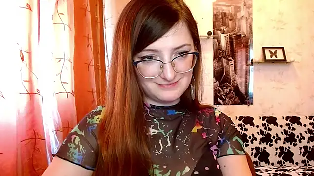 Snapshot of Arielsssplash chatting on 02-05-25, 11:12 Arielsssplash online show from 02-05-25, 11:12