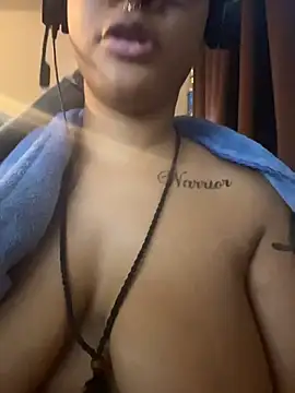 Snapshot of nickytheehawtie chatting on 02-25-26, 09:24 nickytheehawtie online show from 02-25-26, 09:24