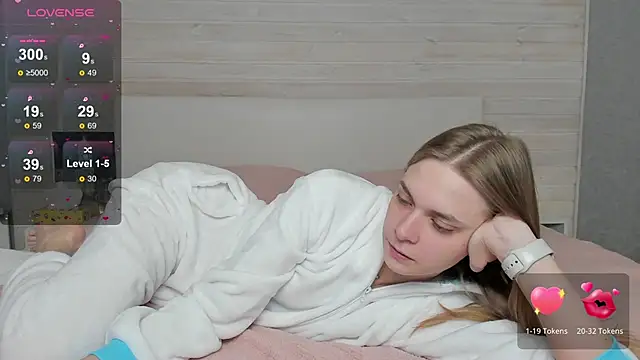 molly hunt  online show from 01-15-25, 06:12