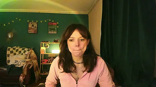 ClancyMorissey online show from 10-19-25, 07:14