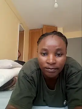 Snapshot of Samia_Queen chatting on 03-21-25, 09:45 Samia Queen online show from 03-21-25, 09:45