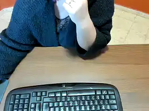 Snapshot of NikkiHolland chatting on 12-31-24, 08:48 NikkiHolland online show from 12-31-24, 08:48