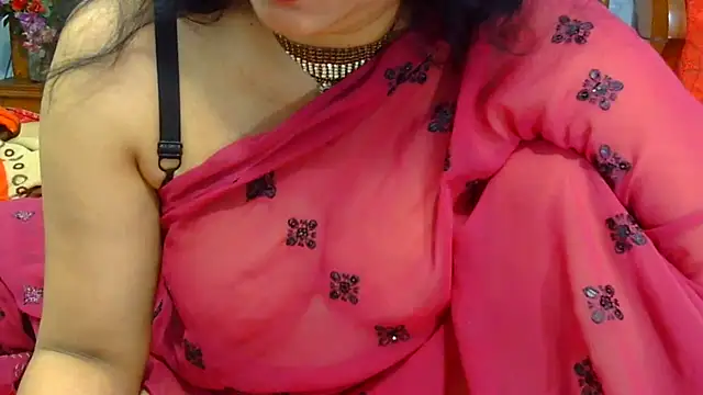 Snapshot of Daneldayna chatting on 03-05-25, 02:36 Daneldayna online show from 03-05-25, 02:36