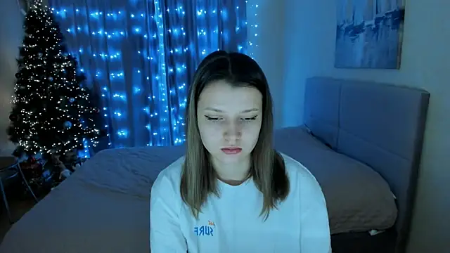 Snapshot of SoniNesti chatting on 01-08-25, 11:54 SoniNesti online show from 01-08-25, 11:54