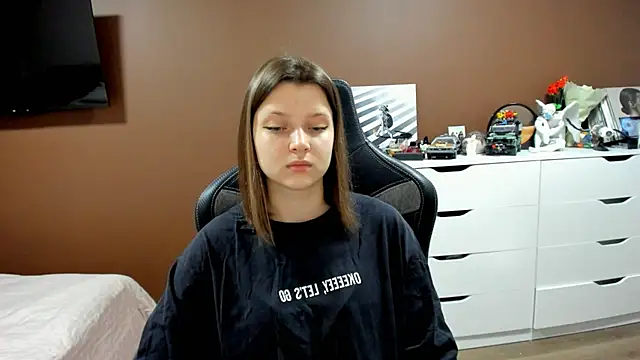 SoniNesti online show from 03-05-26, 02:46