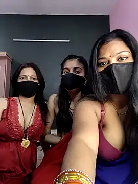cutee  crazy online show from 05-04-26, 02:35