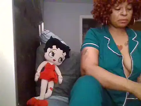 Snapshot of MSweetLindaParks chatting on 01-05-25, 01:56 MSweetLindaParks online show from 01-05-25, 01:56