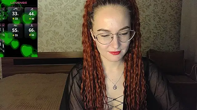 Snapshot of AgnesGraham chatting on 03-03-25, 06:55 AgnesGraham online show from 03-03-25, 06:55