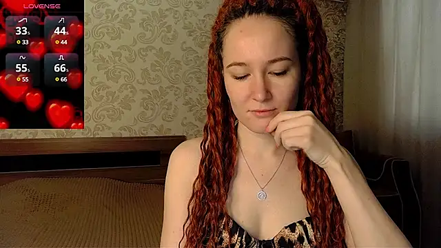 Snapshot of AgnesGraham chatting on 03-10-25, 02:37 AgnesGraham online show from 03-10-25, 02:37