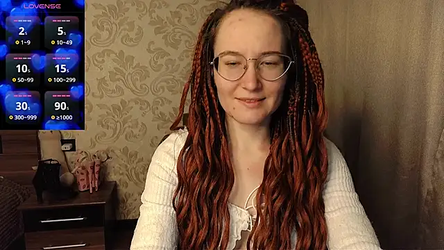 Snapshot of AgnesGraham chatting on 10-19-25, 08:31 AgnesGraham online show from 10-19-25, 08:31