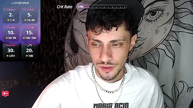 Snapshot of Apolo_S chatting on 12-07-24, 08:44 Apolo S online show from 12-07-24, 08:44