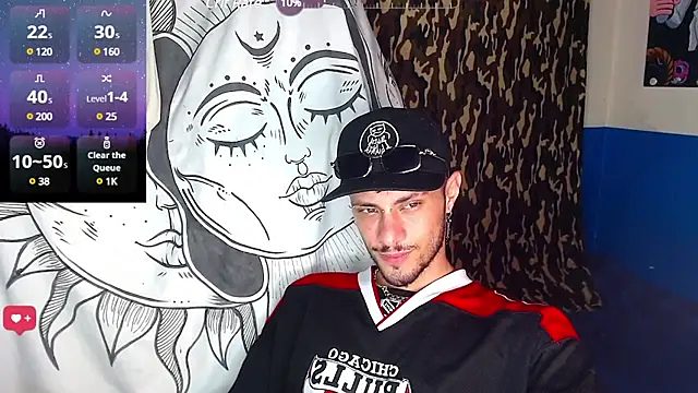 Snapshot of Apolo_S chatting on 12-28-24, 07:44 Apolo S online show from 12-28-24, 07:44