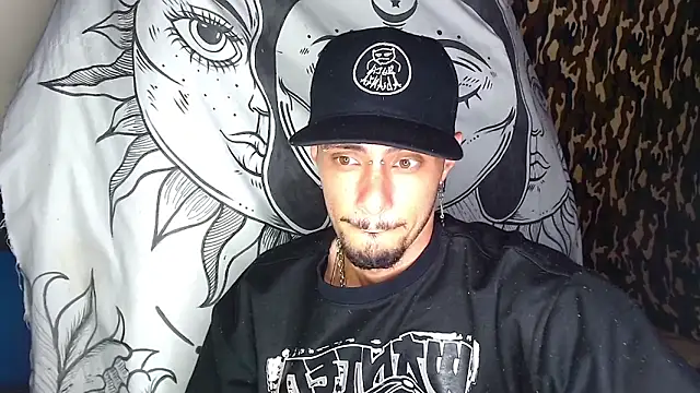 Snapshot of Apolo_S chatting on 01-05-25, 04:04 Apolo S online show from 01-05-25, 04:04