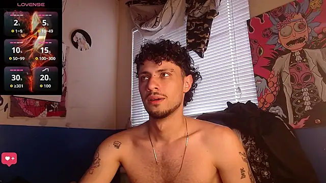 Snapshot of Apolo_S chatting on 10-23-25, 05:01 Apolo S online show from 10-23-25, 05:01