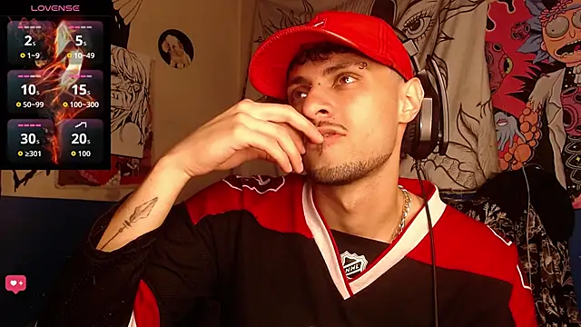 Snapshot of Apolo_S chatting on 11-28-25, 04:26 Apolo S online show from 11-28-25, 04:26