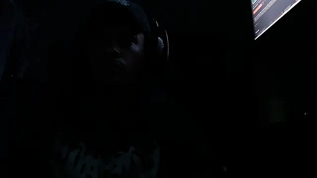 Snapshot of Apolo_S chatting on 04-29-26, 02:59 Apolo S online show from 04-29-26, 02:59
