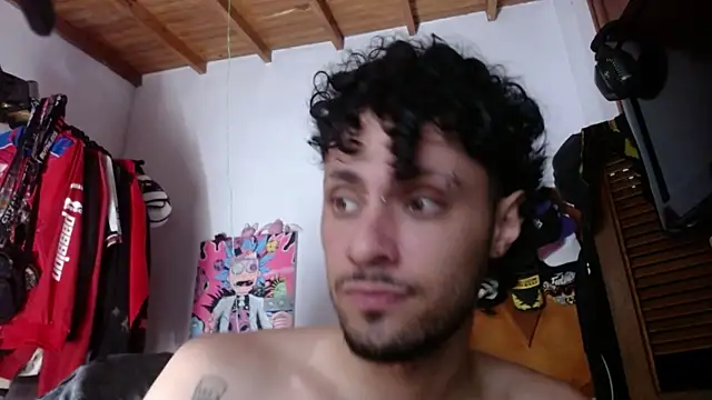 Snapshot of Apolo_S chatting on 06-10-26, 05:28 Apolo S online show from 06-10-26, 05:28