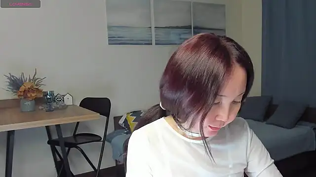 AvroraSakura online show from 12-22-24, 04:38