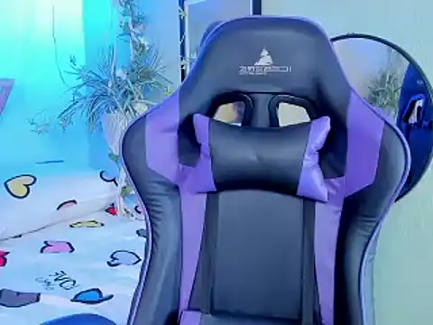 Snapshot of AnaPola chatting on 01-19-25, 06:53 AnaPola online show from 01-19-25, 06:53