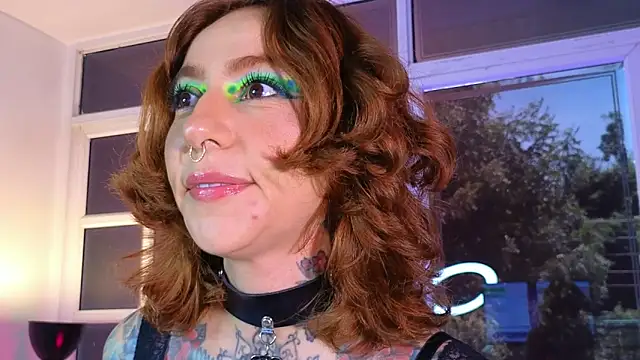 Evangelyne 1 online show from 09-30-25, 03:50