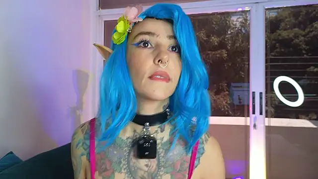 Evangelyne 1 online show from 10-12-25, 03:44