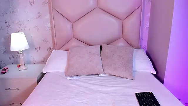 ambar sullivan online show from 11-01-25, 11:45