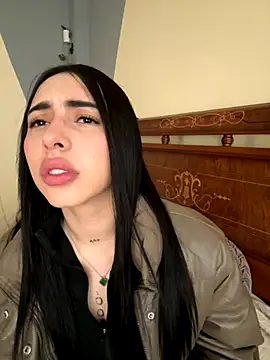 Snapshot of isabella_jade chatting on 09-09-25, 01:43 isabella jade online show from 09-09-25, 01:43