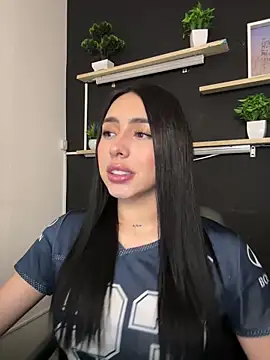 isabella jade online show from 01-14-26, 10:47