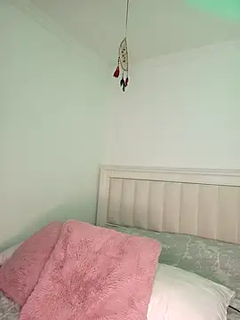 ASHLEY BLAIR online show from 12-15-25, 08:57