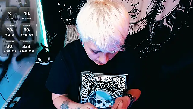 Marieblueeyes online show from 06-01-26, 01:51