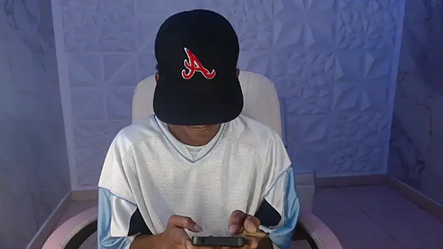 ManSant online show from 04-17-26, 03:48