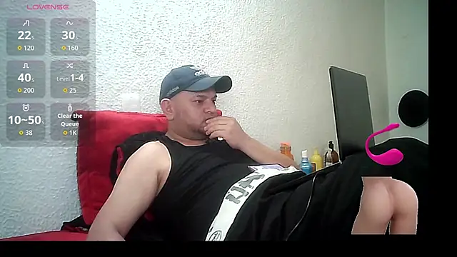 Snapshot of SexDiffrent chatting on 10-06-25, 08:50 SexDiffrent online show from 10-06-25, 08:50