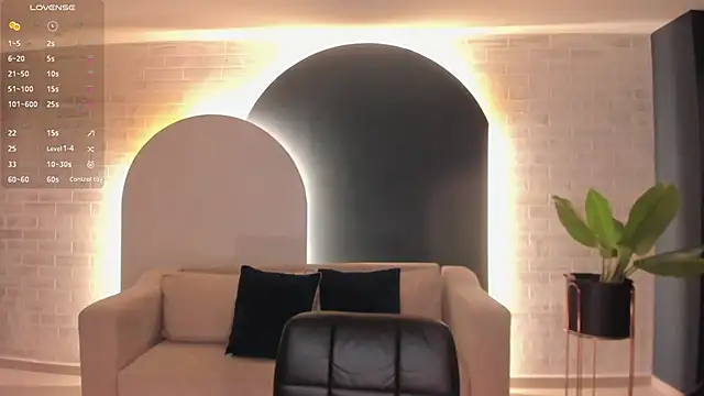 LilaWest online show from 09-15-25, 11:54