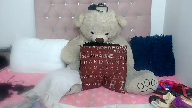 Snapshot of Negrabig chatting on 05-28-26, 03:15 Negrabig online show from 05-28-26, 03:15