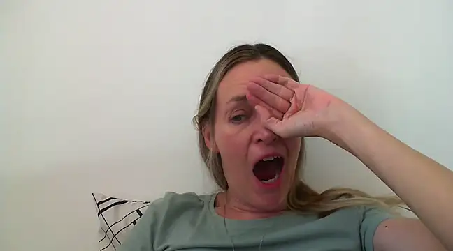 Annylove1 online show from 03-18-25, 02:26