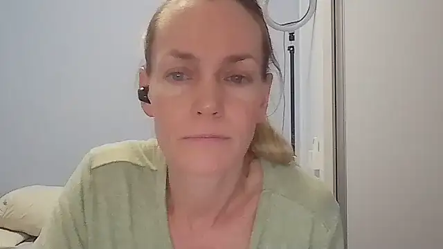 Annylove1 online show from 03-11-26, 12:05