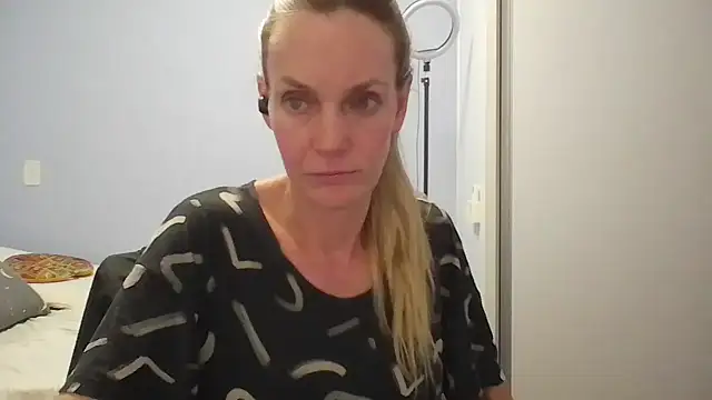 Annylove1 online show from 04-03-26, 12:08