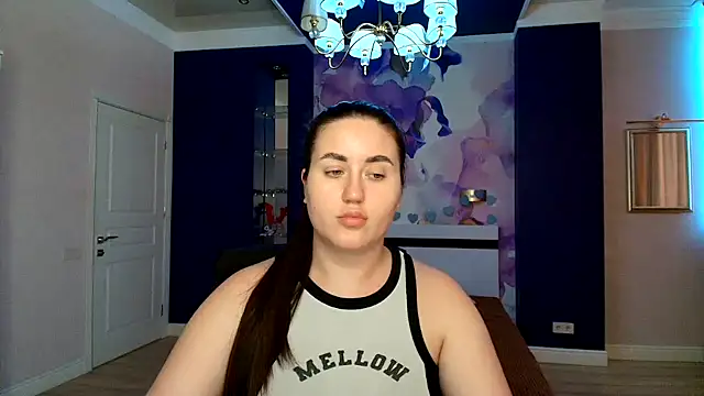 Roxie Bradley online show from 02-14-25, 11:21