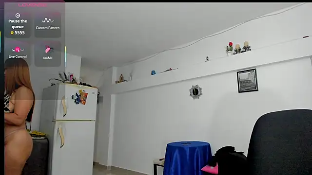 Snapshot of Sinthia_Collins chatting on 10-11-25, 11:20 Sinthia Collins online show from 10-11-25, 11:20