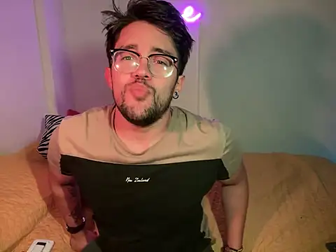 Snapshot of Im_sophiie chatting on 01-27-25, 09:02 Im sophiie online show from 01-27-25, 09:02