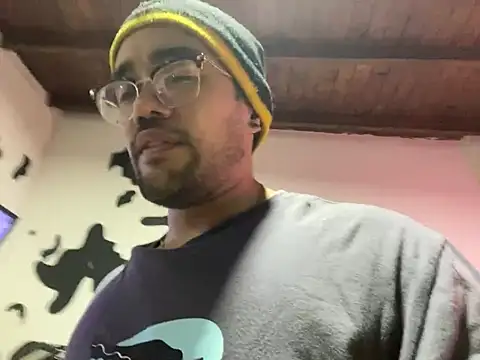 Snapshot of Im_sophiie chatting on 02-02-25, 06:37 Im sophiie online show from 02-02-25, 06:37