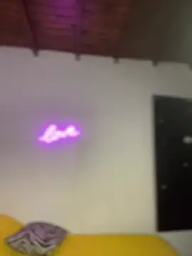 Snapshot of Im_sophiie chatting on 03-19-25, 07:29 Im sophiie online show from 03-19-25, 07:29